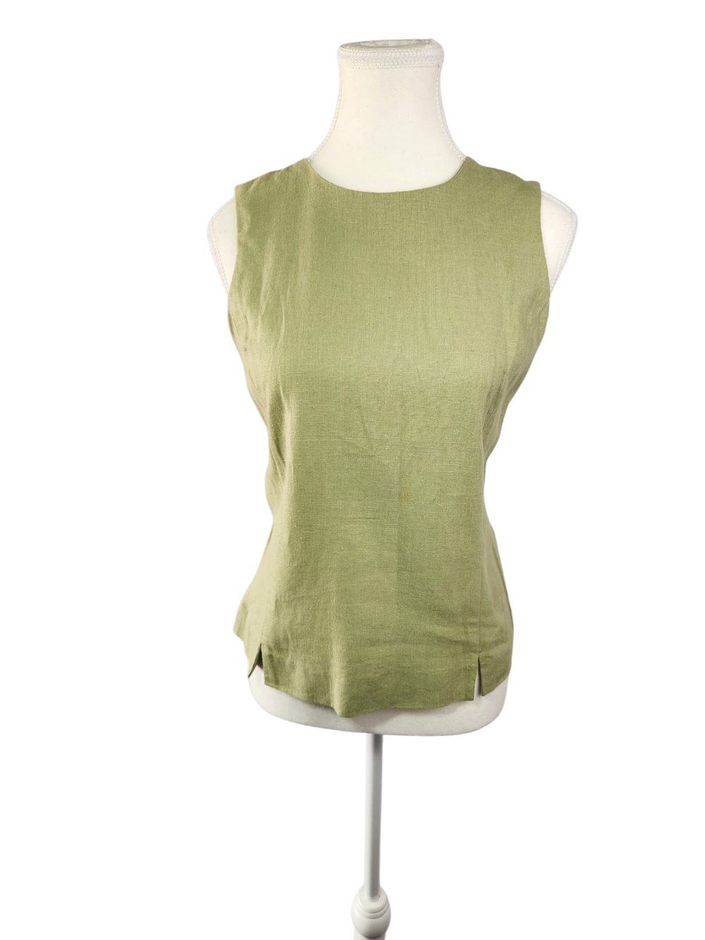 Women’s Sleeveless Button-Front Top in Light Sage - Picture 5 of 11
